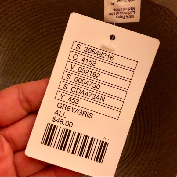 Beach Hat 🏖 - Picture 4 of 5